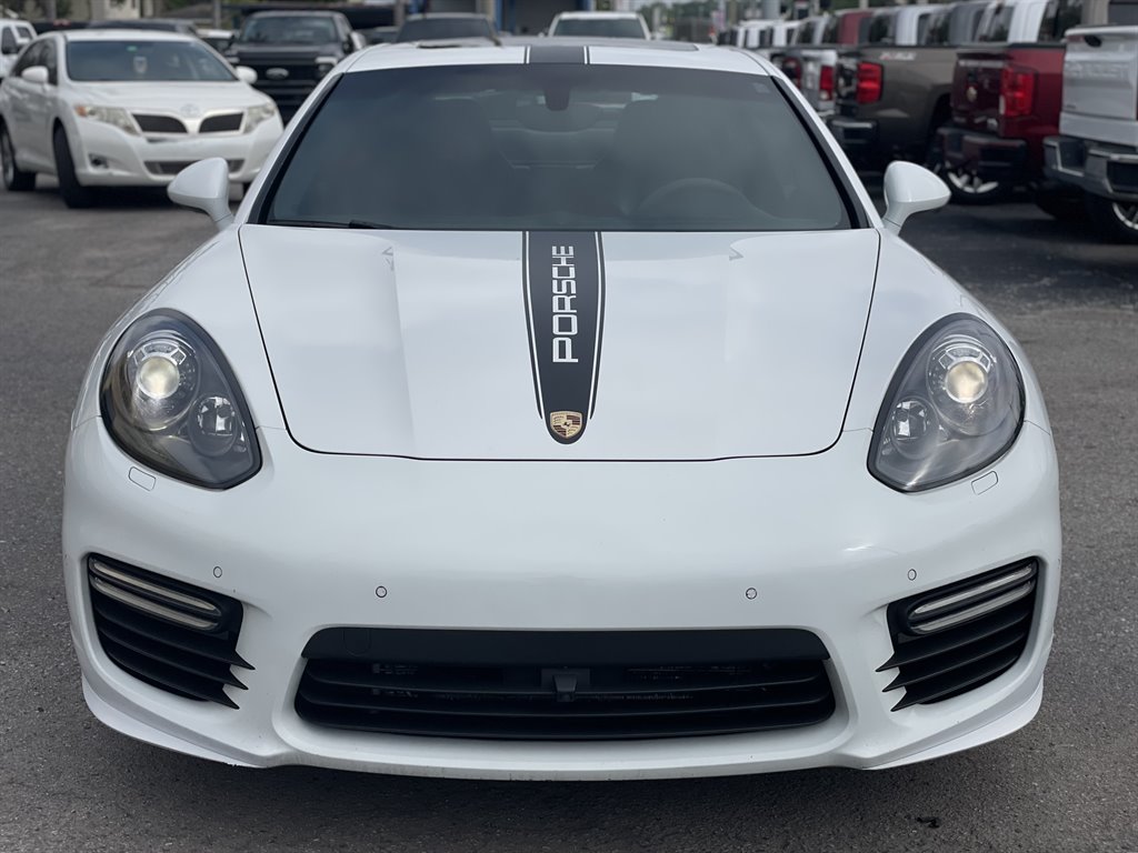 2015 Porsche Panamera GTS photo