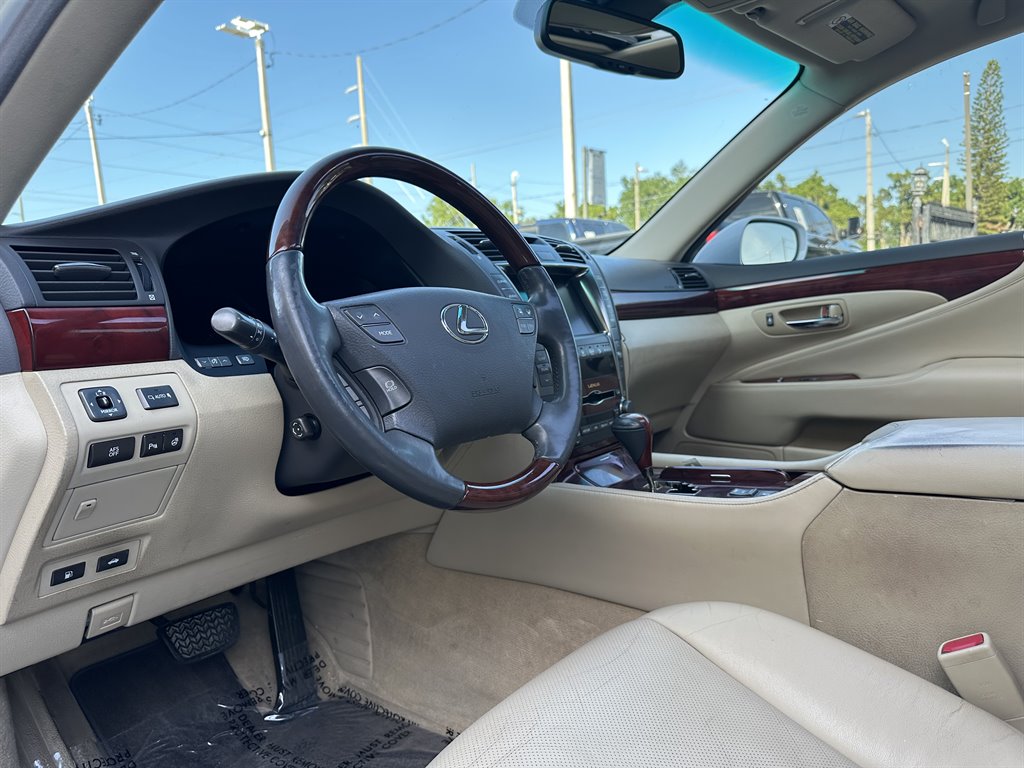2009 Lexus LS - $10,999