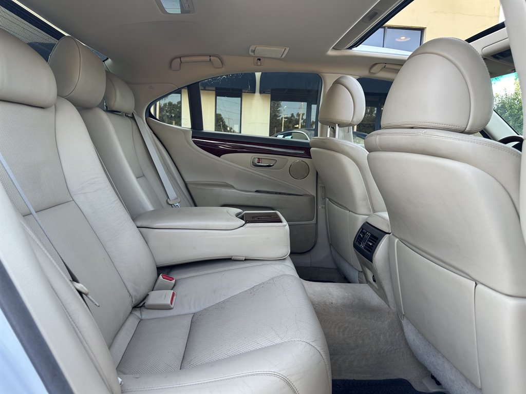 2009 Lexus LS - $10,999