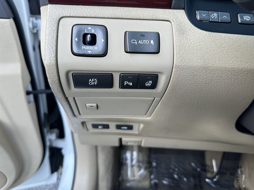 2009 Lexus LS - $10,999