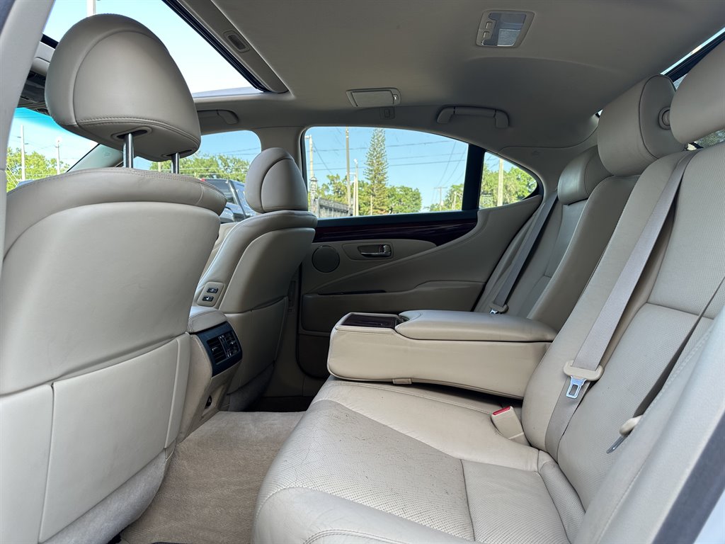 2009 Lexus LS - $10,999