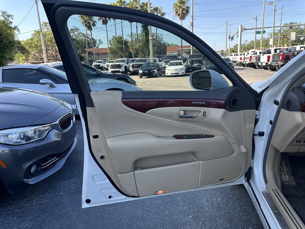 2009 Lexus LS - $10,999