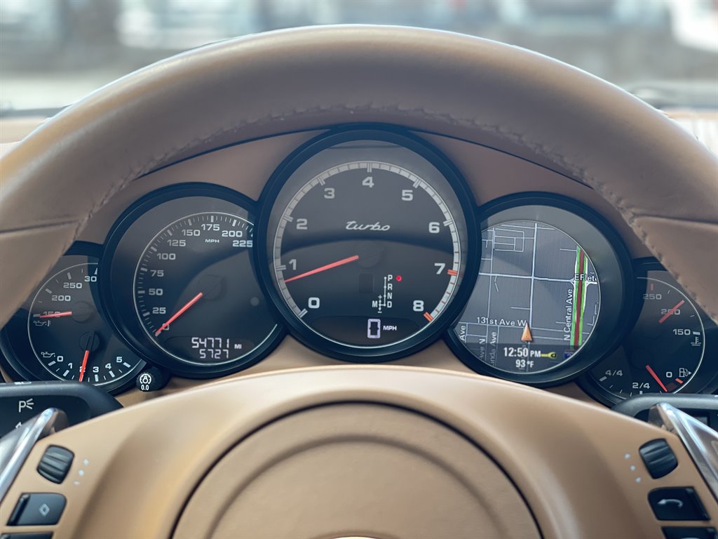 2012 Porsche Panamera Turbo photo
