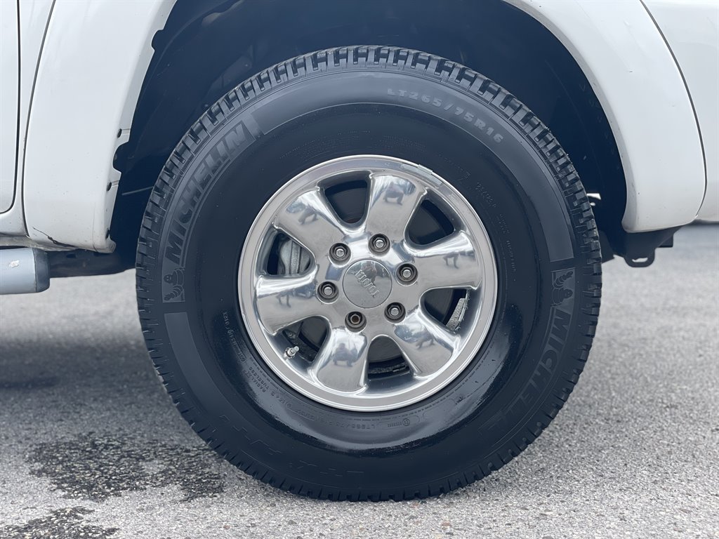 2009 Toyota Tacoma - $13,999