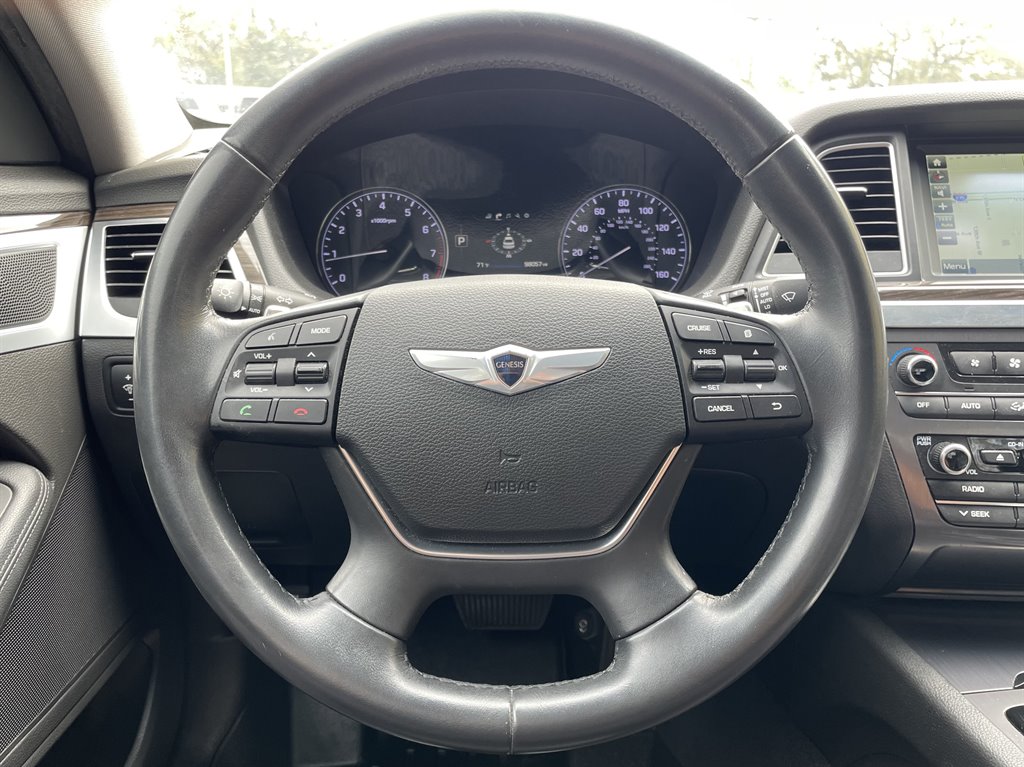 2015 Hyundai Genesis - $11,999