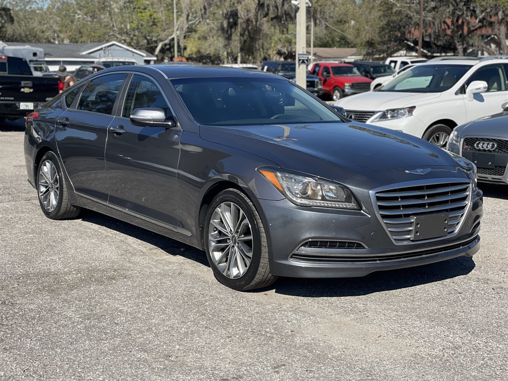 2015 Hyundai Genesis - $11,999