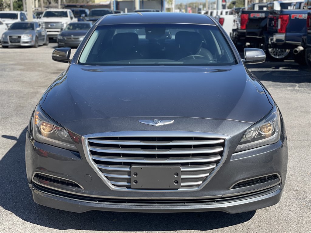 2015 Hyundai Genesis - $11,999