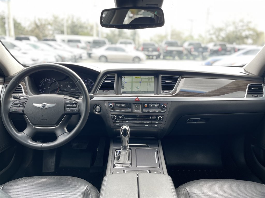 2015 Hyundai Genesis - $11,999