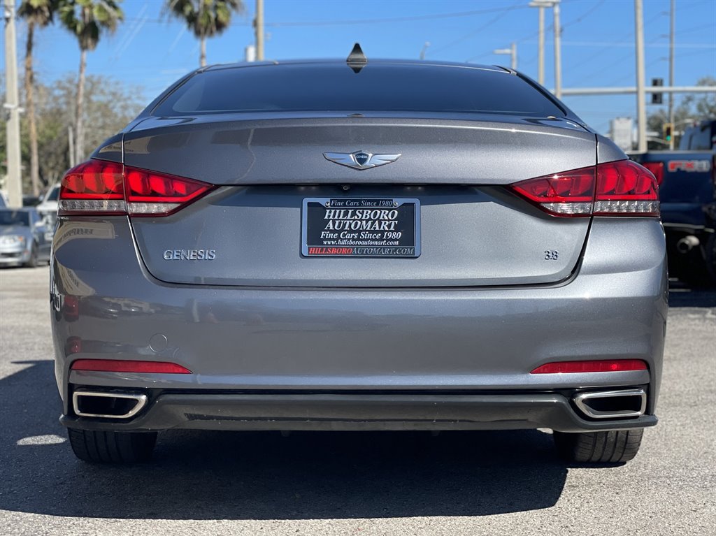 2015 Hyundai Genesis - $11,999