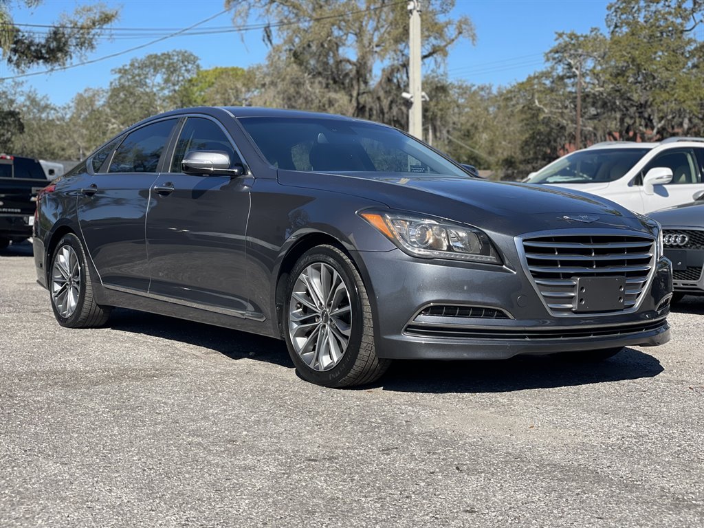 2015 Hyundai Genesis - $11,999
