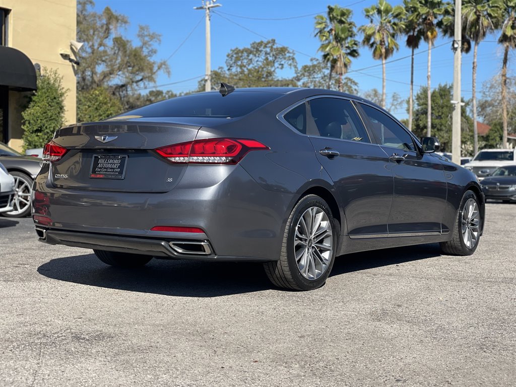 2015 Hyundai Genesis - $11,999