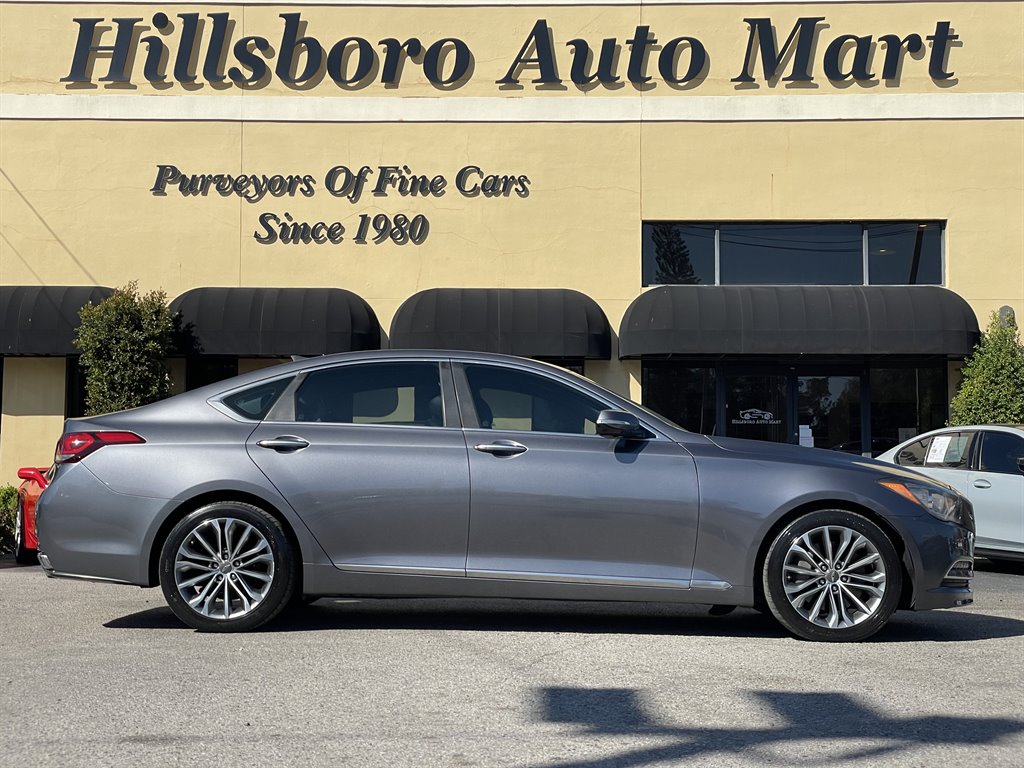 2015 Hyundai Genesis - $11,999