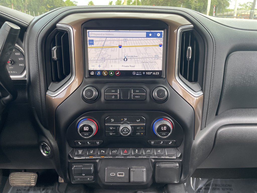 2022 Chevrolet Silverado Hd - $51,999