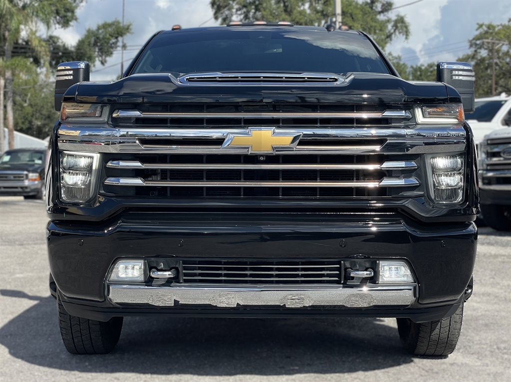 2022 Chevrolet Silverado Hd - $51,999