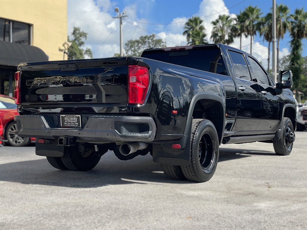 2022 Chevrolet Silverado Hd - $51,999