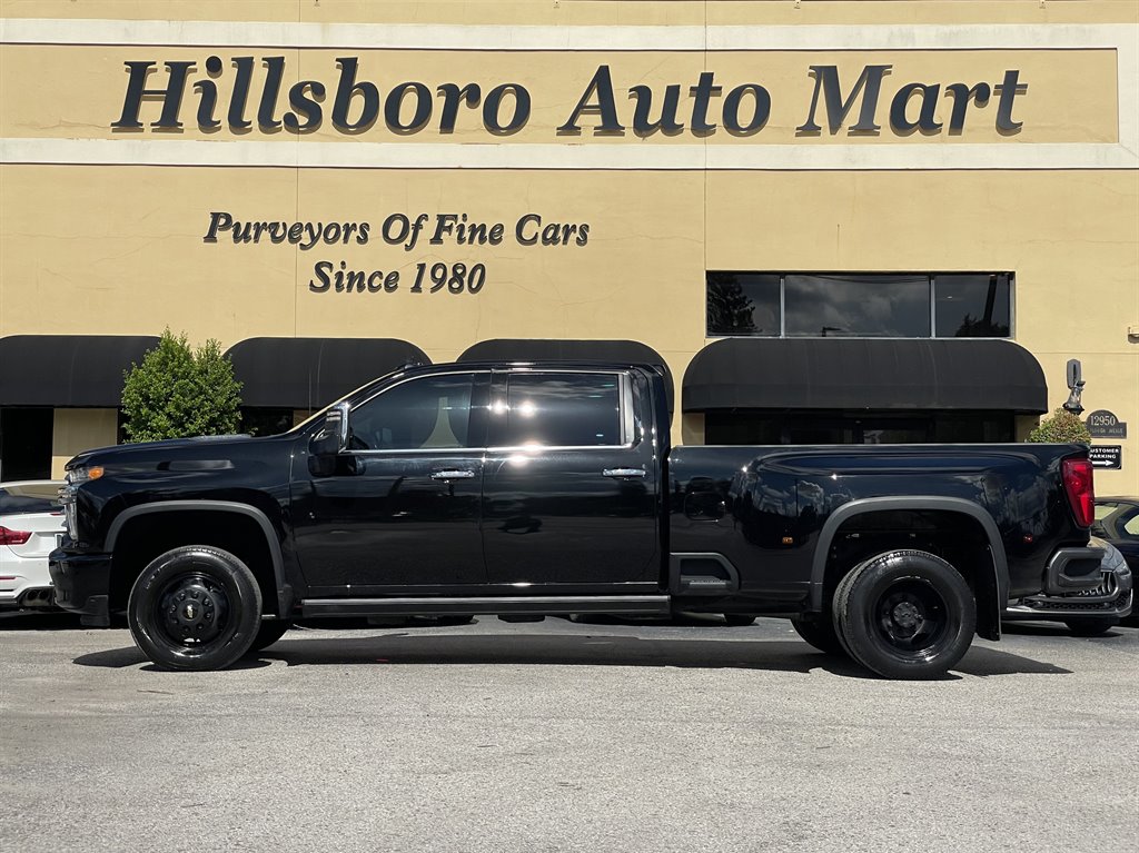 2022 Chevrolet Silverado Hd - $51,999