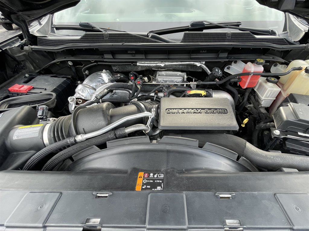 2022 Chevrolet Silverado Hd - $51,999