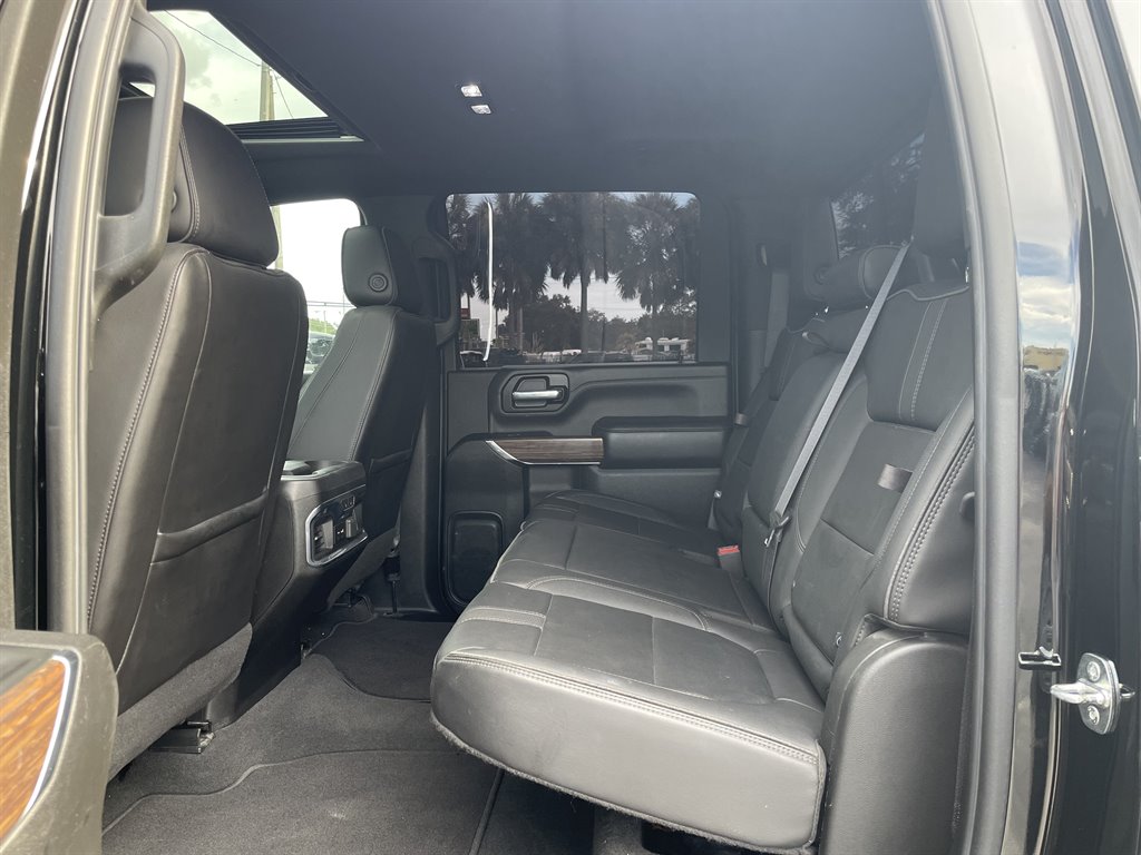 2022 Chevrolet Silverado Hd - $51,999