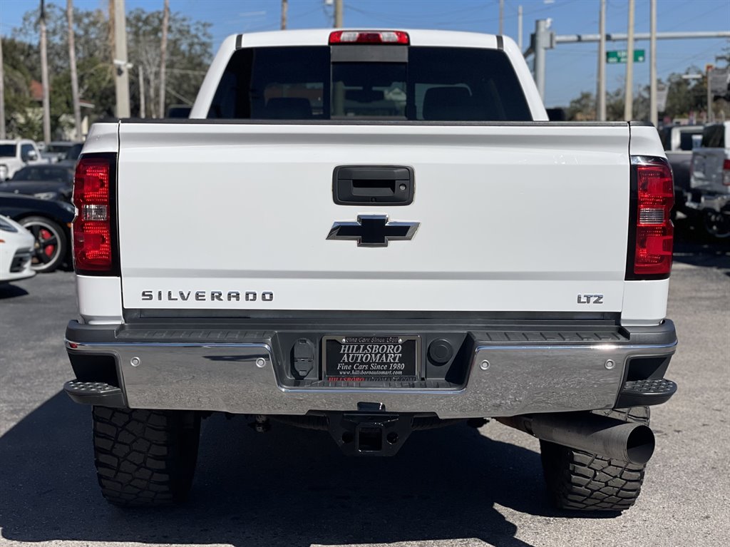2016 Chevrolet Silverado - $41,999