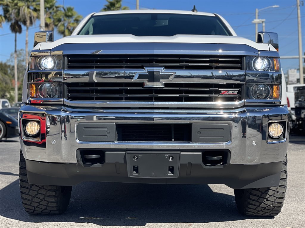 2016 Chevrolet Silverado - $41,999
