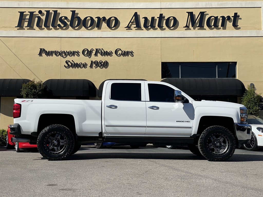2016 Chevrolet Silverado - $41,999