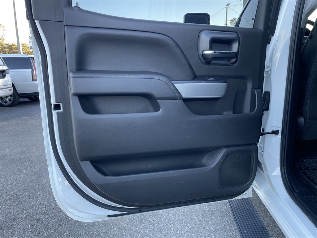 2016 Chevrolet Silverado - $41,999