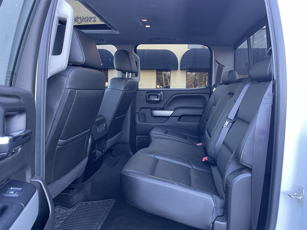 2016 Chevrolet Silverado - $41,999