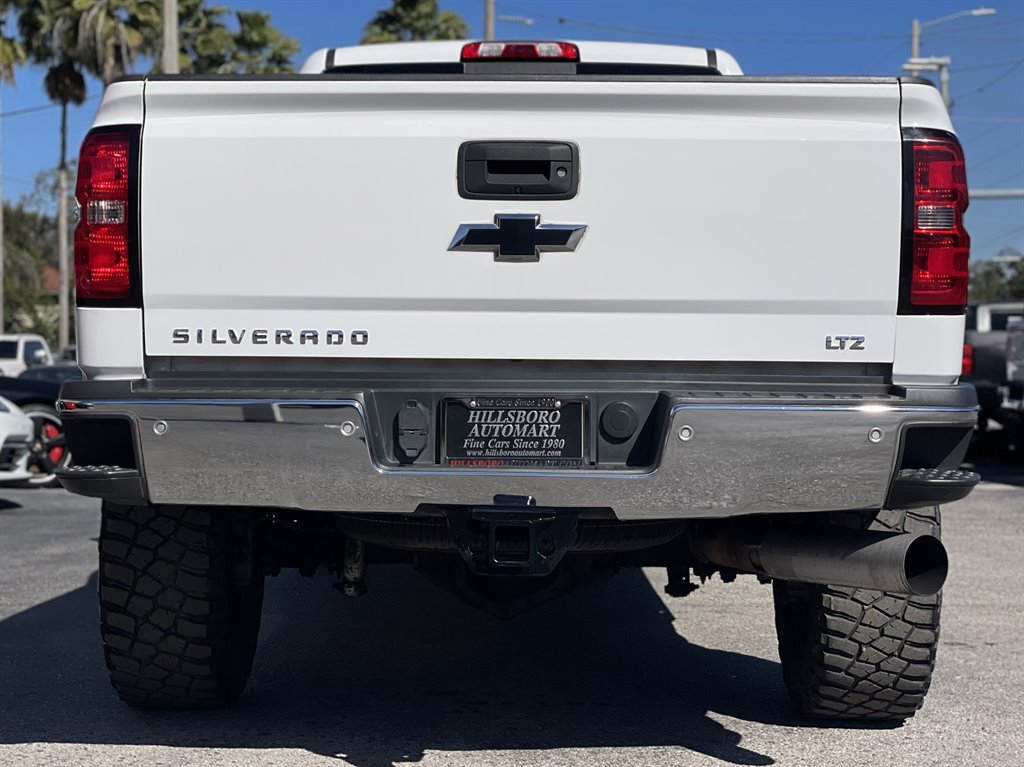 2016 Chevrolet Silverado - $41,999