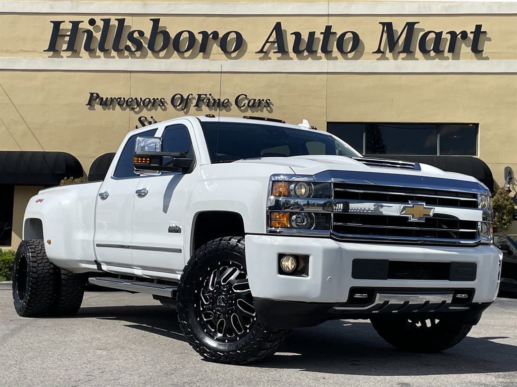 2019 Chevrolet Silverado 3500 High Country photo