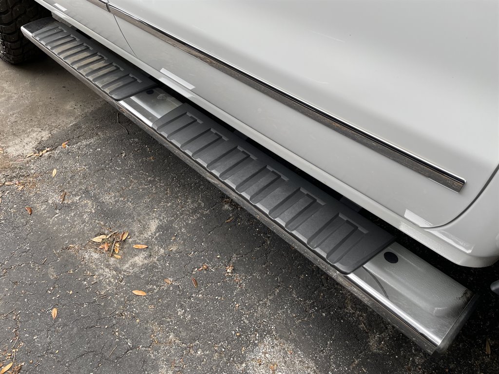 2019 Chevrolet Silverado 3500 High Country photo