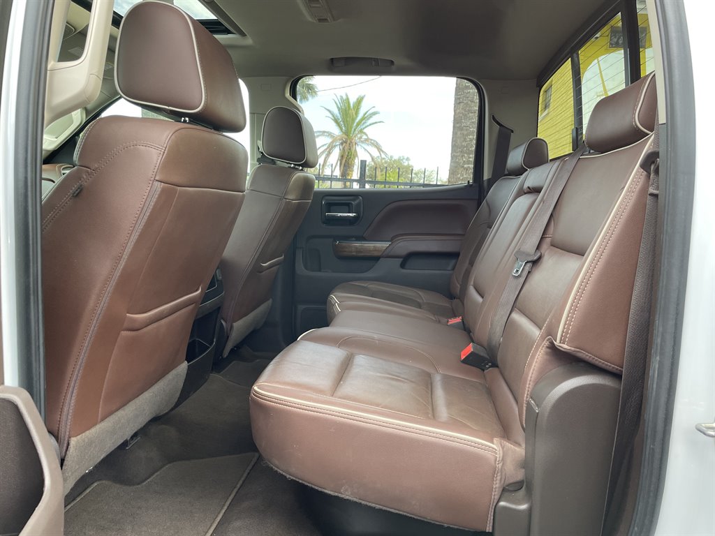 2019 Chevrolet Silverado 3500 High Country photo