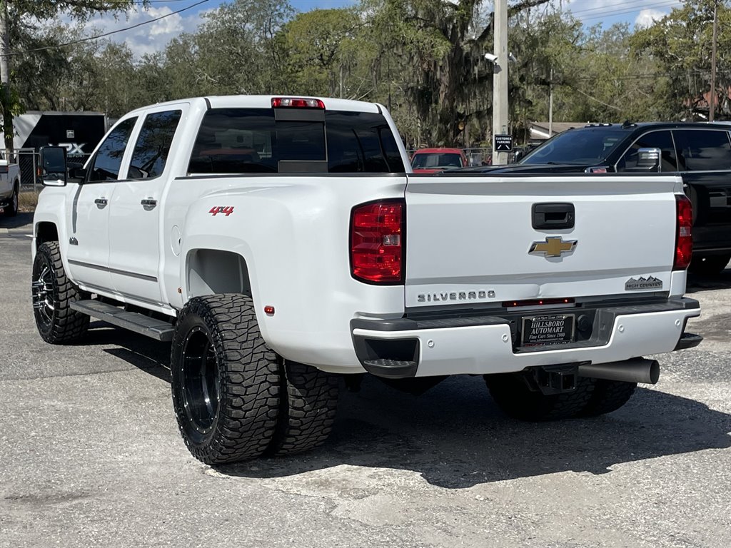 2019 Chevrolet Silverado 3500 High Country photo