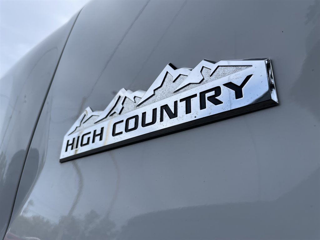 2019 Chevrolet Silverado 3500 High Country photo