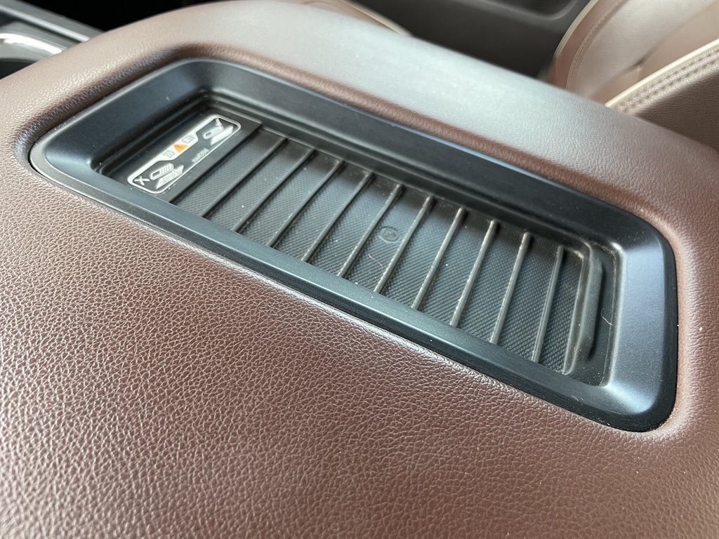2019 Chevrolet Silverado 3500 High Country photo