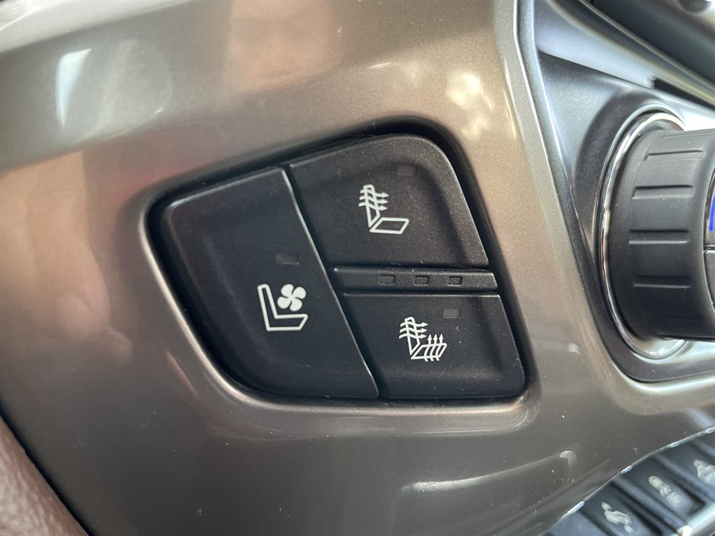 2019 Chevrolet Silverado 3500 High Country photo