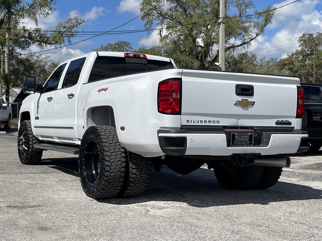 2019 Chevrolet Silverado 3500 High Country photo