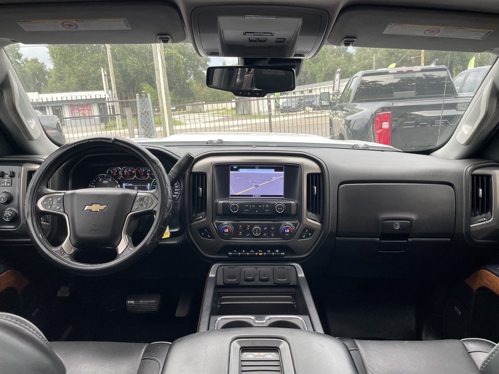 2017 Chevrolet Silverado - $32,999