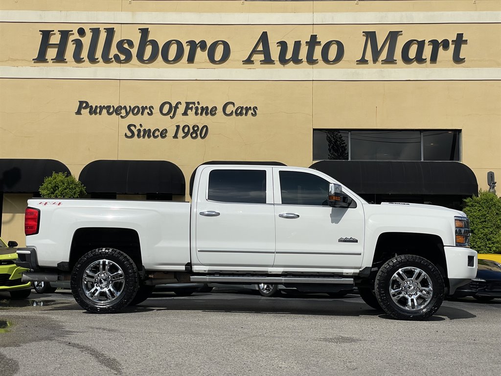 2017 Chevrolet Silverado - $32,999