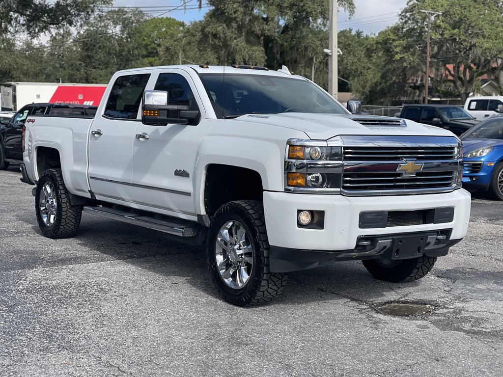 2017 Chevrolet Silverado - $32,999