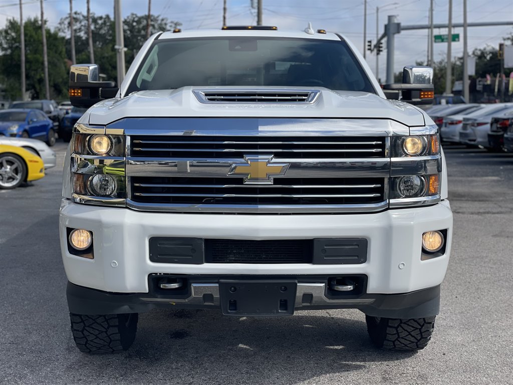 2017 Chevrolet Silverado - $32,999