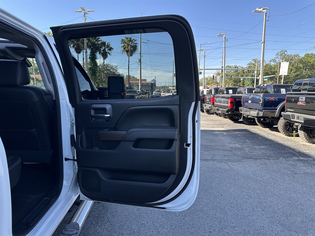 2017 GMC Sierra - $39,999