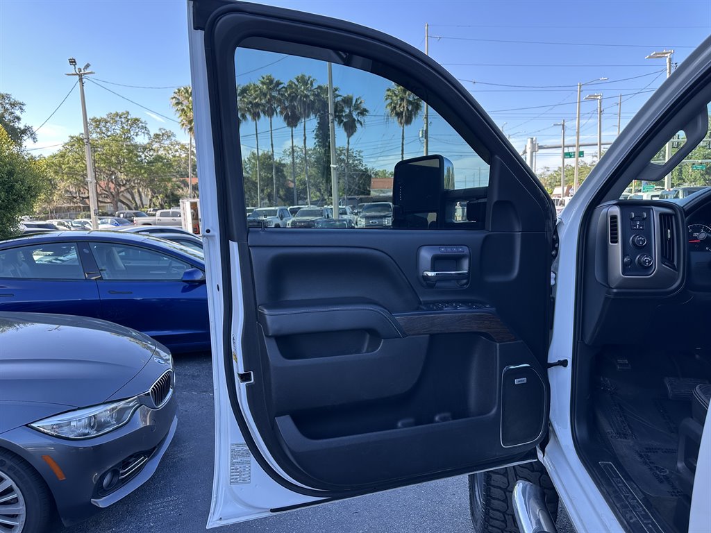2017 GMC Sierra - $39,999