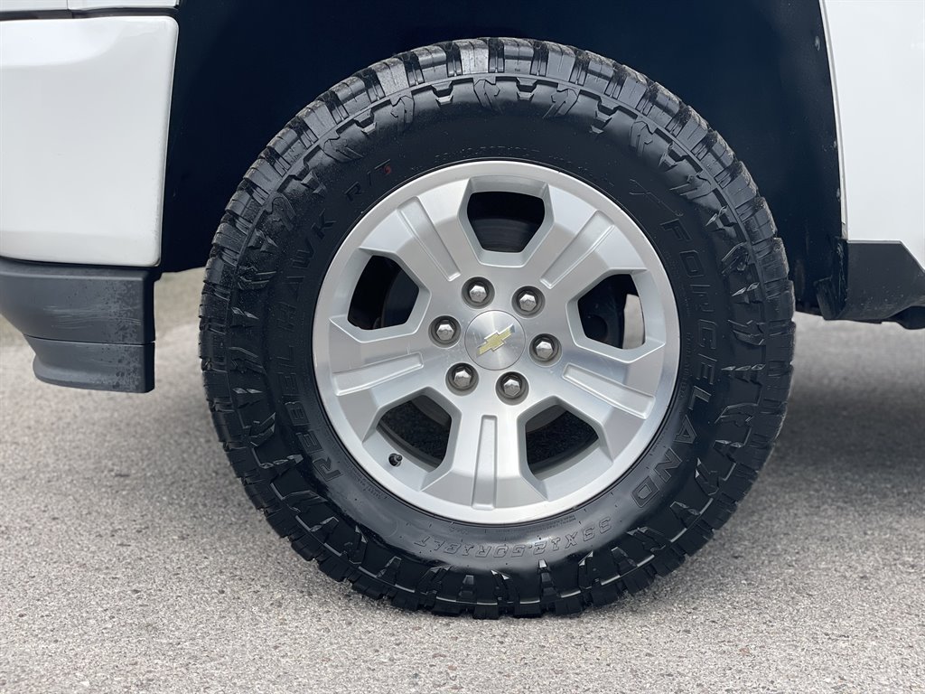 2018 Chevrolet Silverado - $21,999
