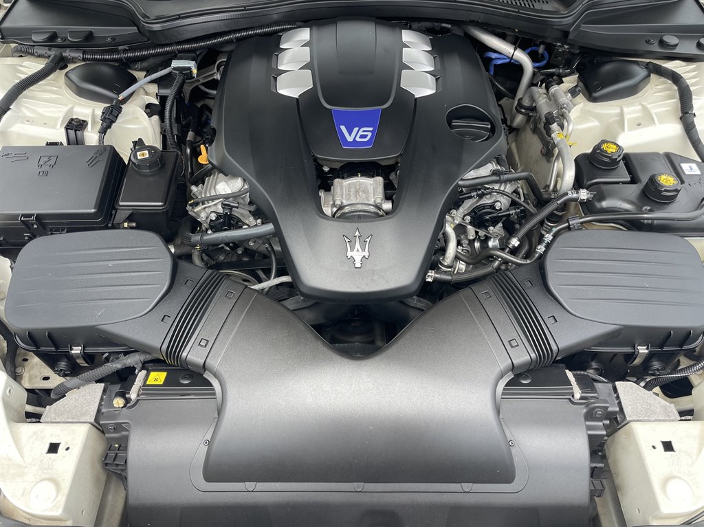2017 Maserati Ghibli - $19,999