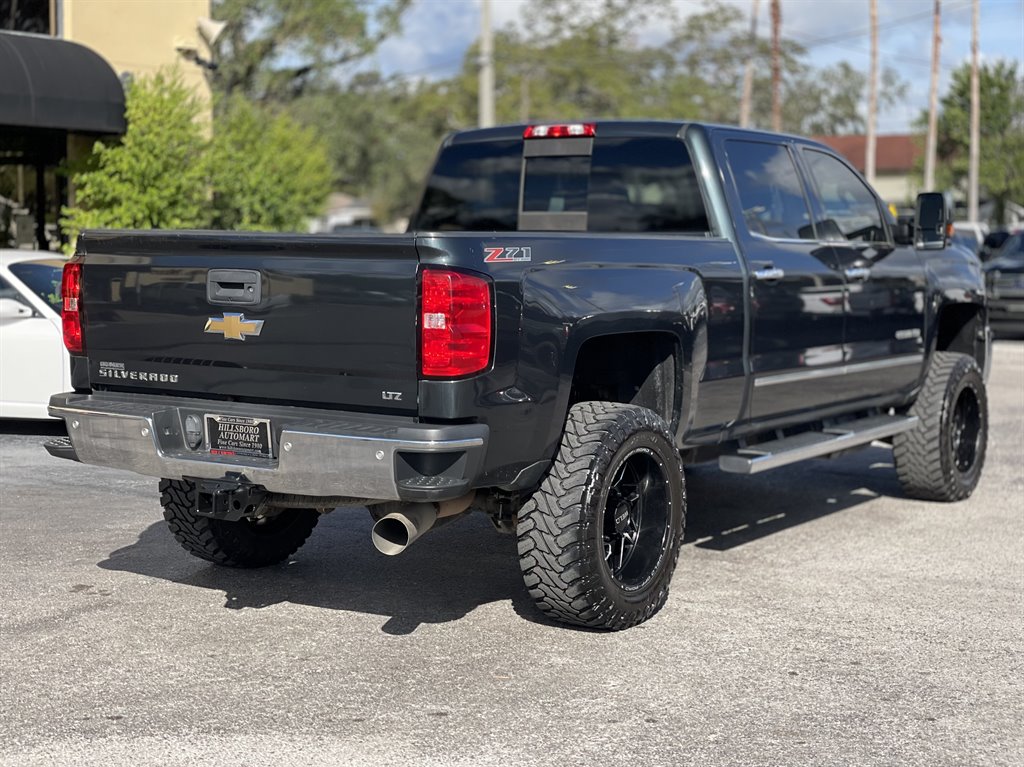 2017 Chevrolet Silverado 2500 LTZ photo