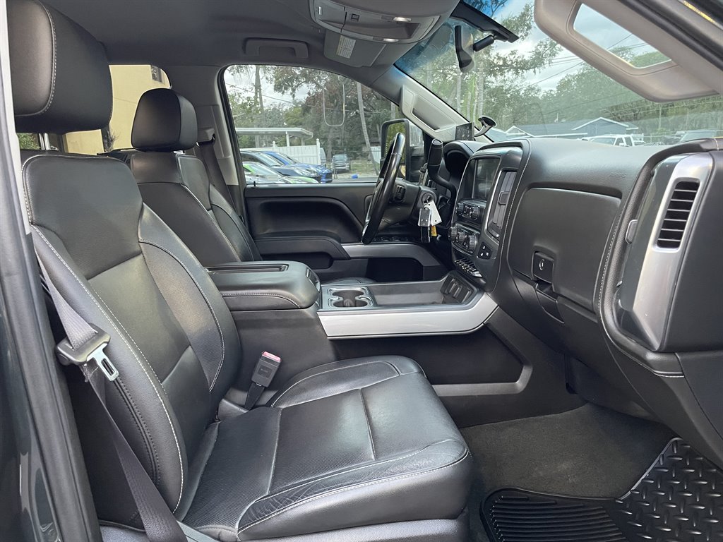 2017 Chevrolet Silverado 2500 LTZ photo