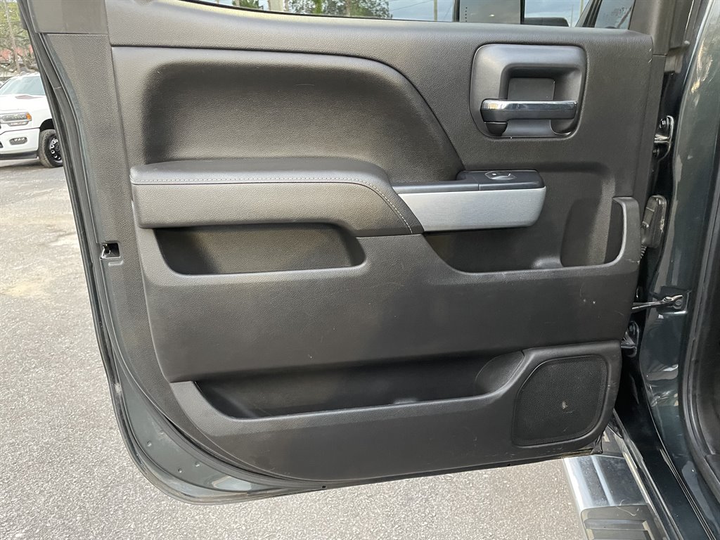 2017 Chevrolet Silverado 2500 LTZ photo