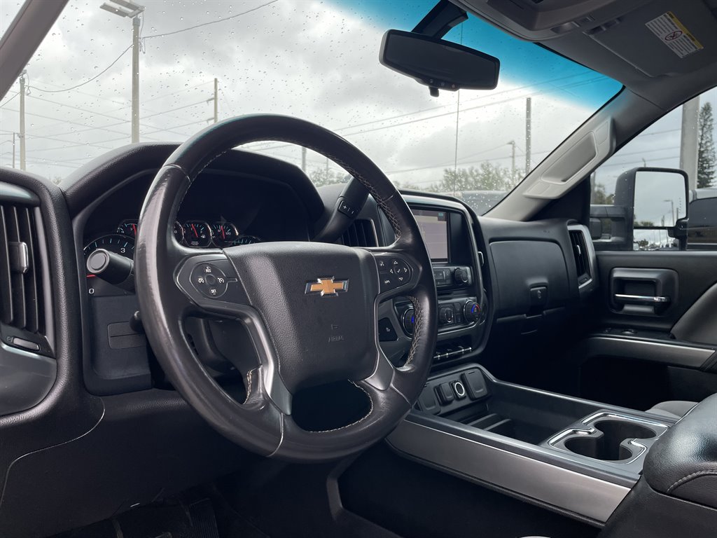 2016 Chevrolet Silverado 2500 LT photo