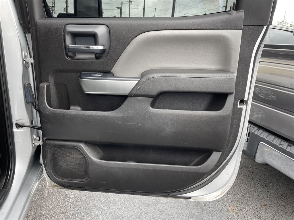 2016 Chevrolet Silverado - $35,999