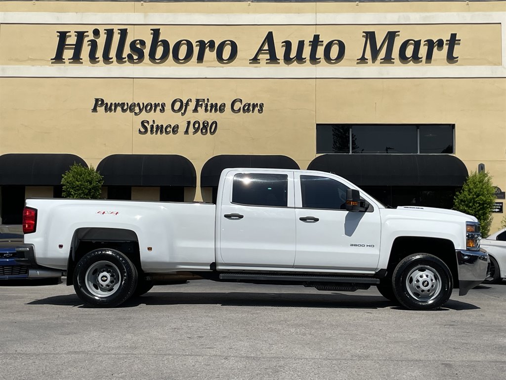 2018 Chevrolet Silverado 3500 W/T photo